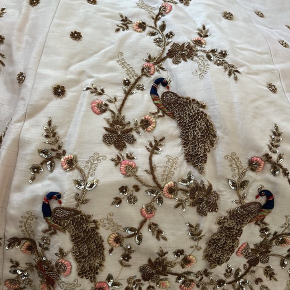 Beautiful Indian lahenga choli / chaniya choli. - Picture 4 of 12